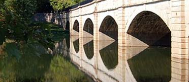 pac-man aquaduct