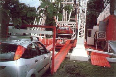 image credit: John Körmeling 「乗車」への道