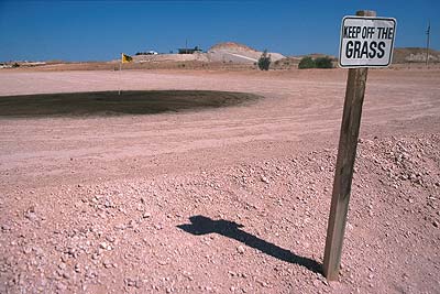 World's Most Unique Golf Courses - coober pedy opal fields World's Most Unique Golf Courses - coober pedy opal fields