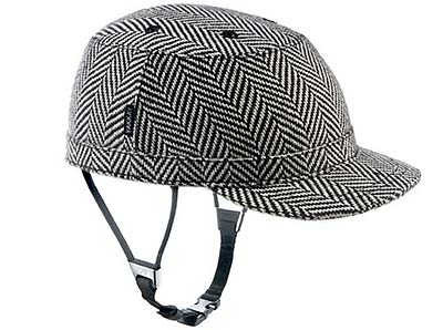 Yakkay Helmet - detail